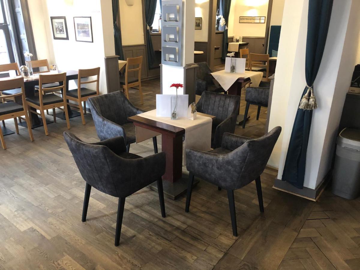 Cafe & Hotel Knoesel Heidelberg Buitenkant foto